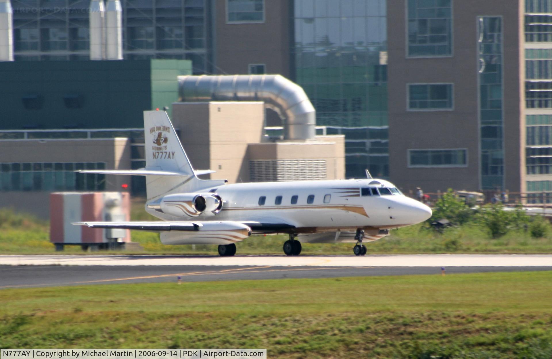 N777AY, 1976 Lockheed L-1329-25 Jetstar II C/N 5201, Takeoff Roll