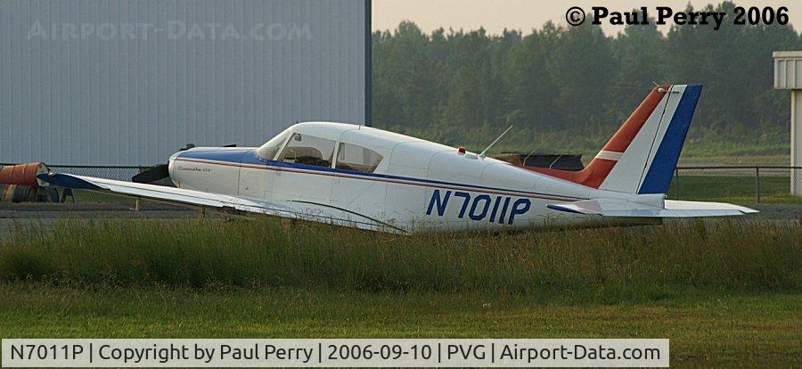 N7011P, 1960 Piper PA-24-250 Comanche C/N 24-2156, Patriotic Piper taking a breather