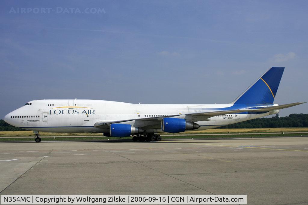 N354MC, 1985 Boeing 747-341 C/N 23394, visitor