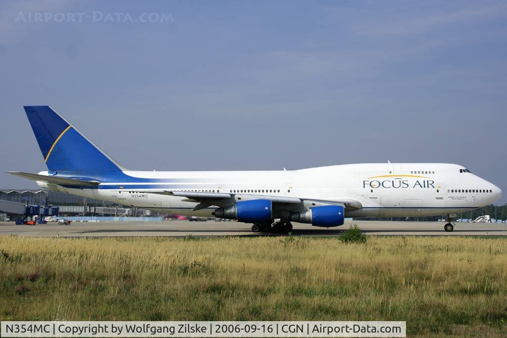 N354MC, 1985 Boeing 747-341 C/N 23394, visitor