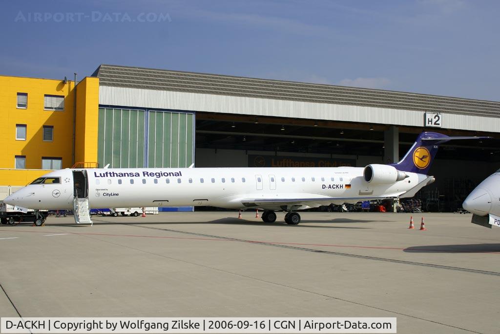 D-ACKH, 2006 Bombardier CRJ-900LR (CL-600-2D24) C/N 15085, New aircraft