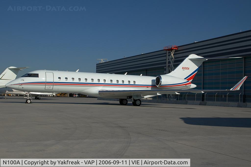 N100A, 2006 Bombardier BD-700-1A10 Global Express C/N 9205, Exxon Globalexpress