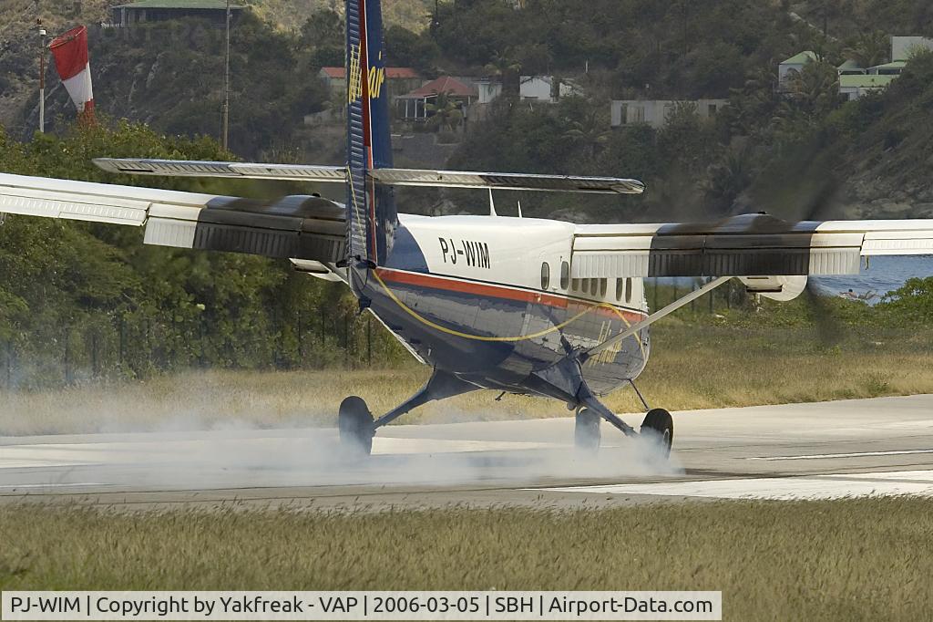 PJ-WIM, De Havilland Canada DHC-6-300 Twin Otter C/N 840, Winair Dash 6 Twin Otter