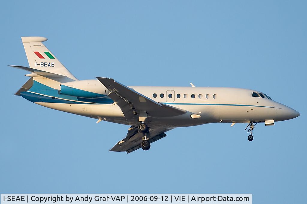 I-SEAE, 2003 Dassault Falcon 2000 C/N 200, On final RWY11.