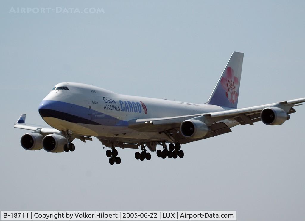 B-18711, 2002 Boeing 747-409F/SCD C/N 30768, Boeing 747-409FSCD