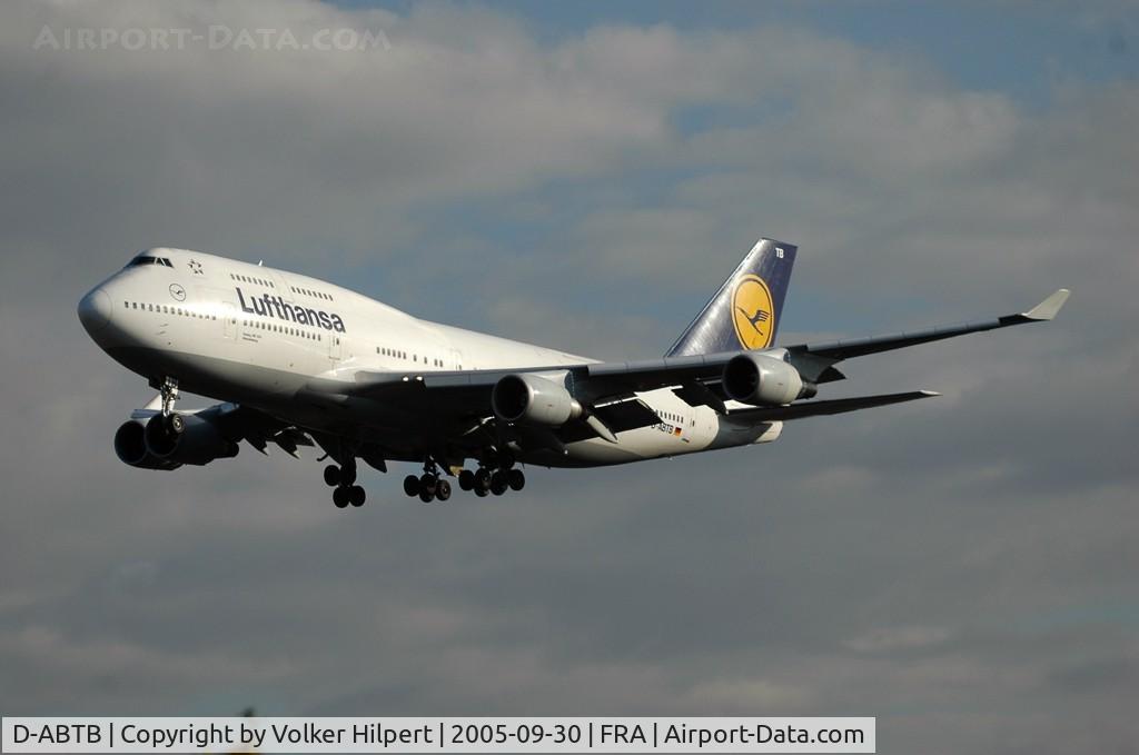 D-ABTB, 1989 Boeing 747-430M C/N 24286, Boeing 747-430M