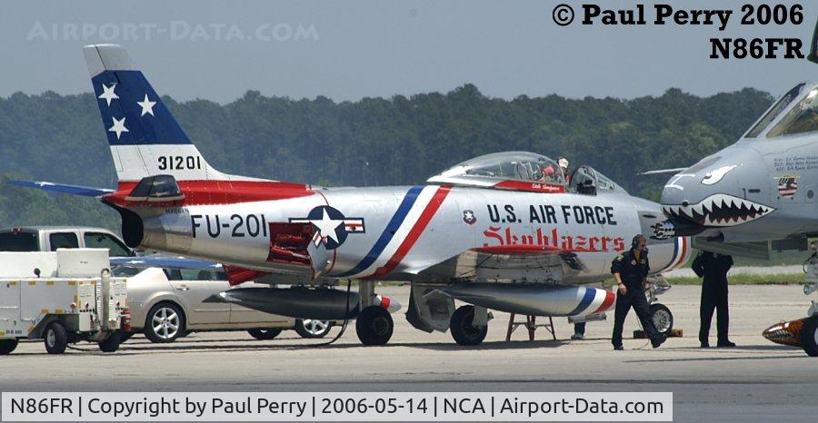 N86FR, 1952 North American F-86F Sabre C/N 191-655, Dale Snodgrass prepping the Sabre for her demo