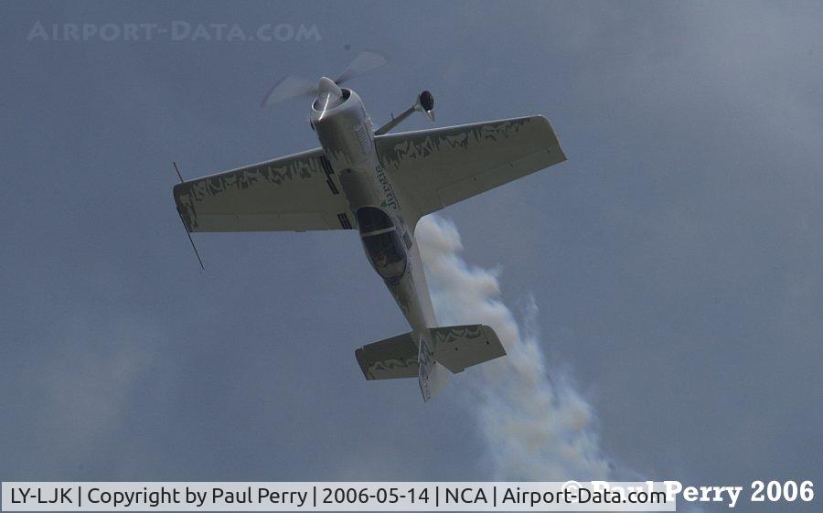 LY-LJK, Sukhoi Su-31 C/N 01-03, Over the top, and a good description of the whole demo