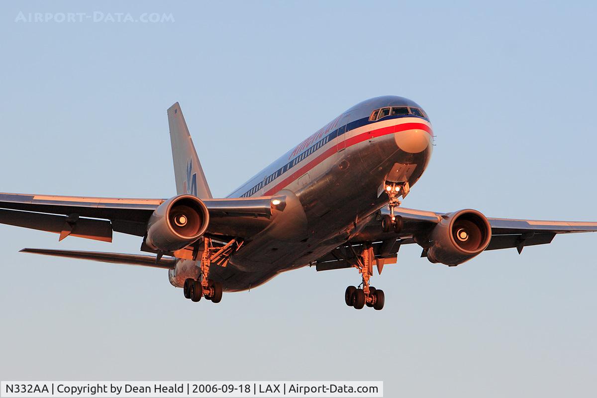 N332AA, 1987 Boeing 767-223 C/N 22331, American Airlines N332AA (FLT AAL133) from John F Kennedy Int'l (KJFK) on final approach to RWY 24R late in the day.
