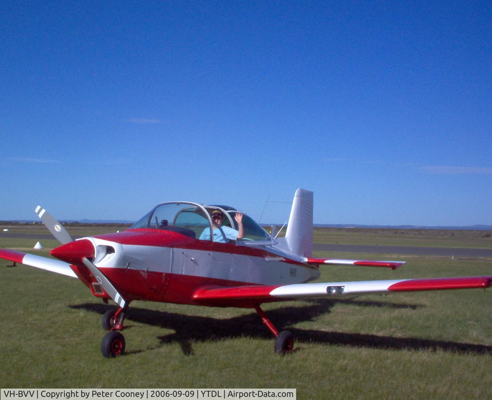 VH-BVV, 1971 AESL Airtourer T6/24 C/N B571, Airtourer T6/24 at Tooradin one sunny afternoon.