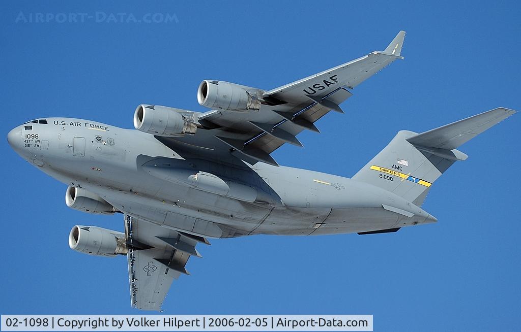 02-1098, 2002 Boeing C-17A Globemaster III C/N P-98, Boeing C-17 Globemaster III