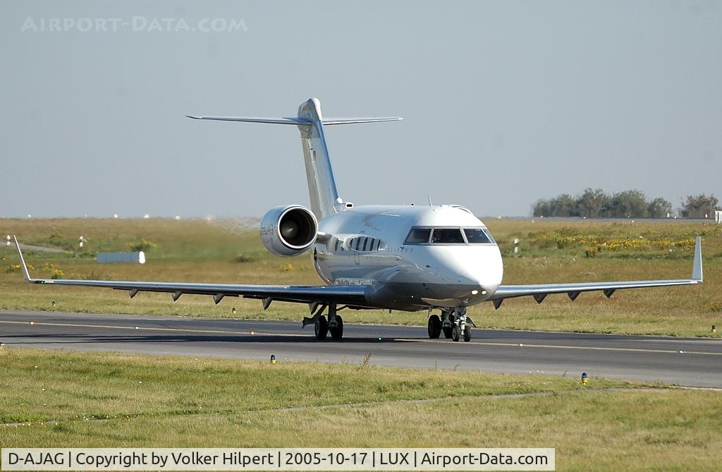 D-AJAG, 2001 Bombardier Challenger 604 (CL-600-2B16) C/N 5528, Bombardier Challenger 604