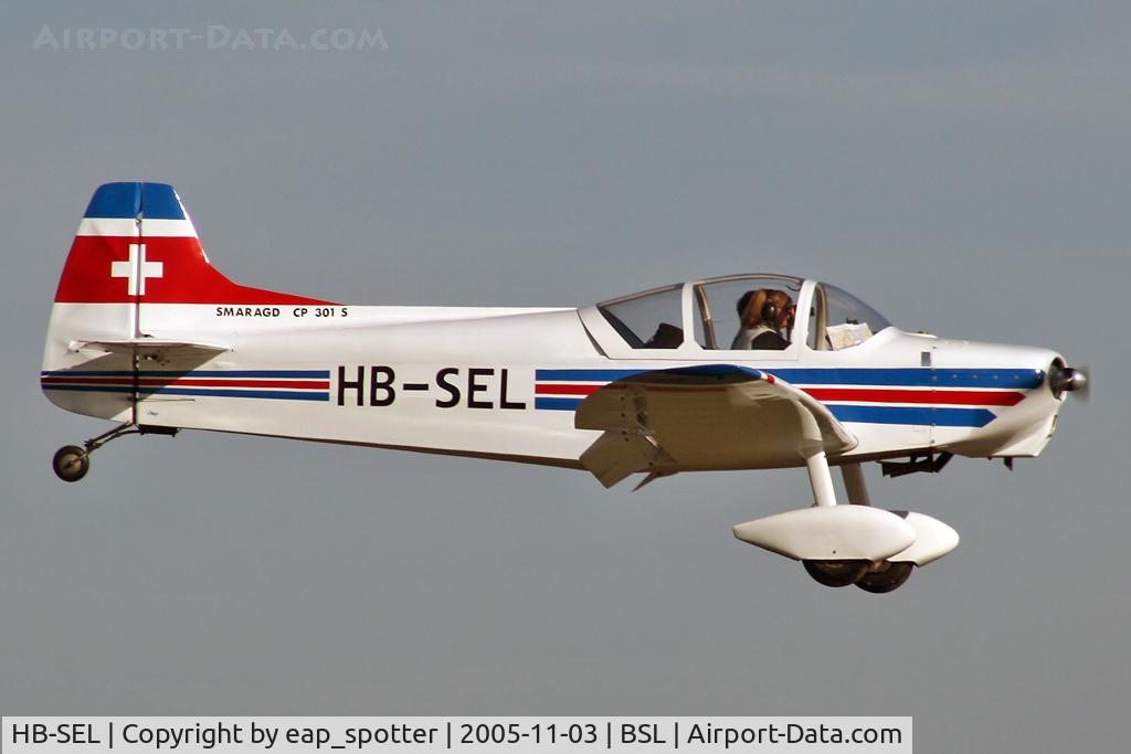 HB-SEL, 1962 Binder CP-301S Smaragd C/N 004, making a long landing runway 16