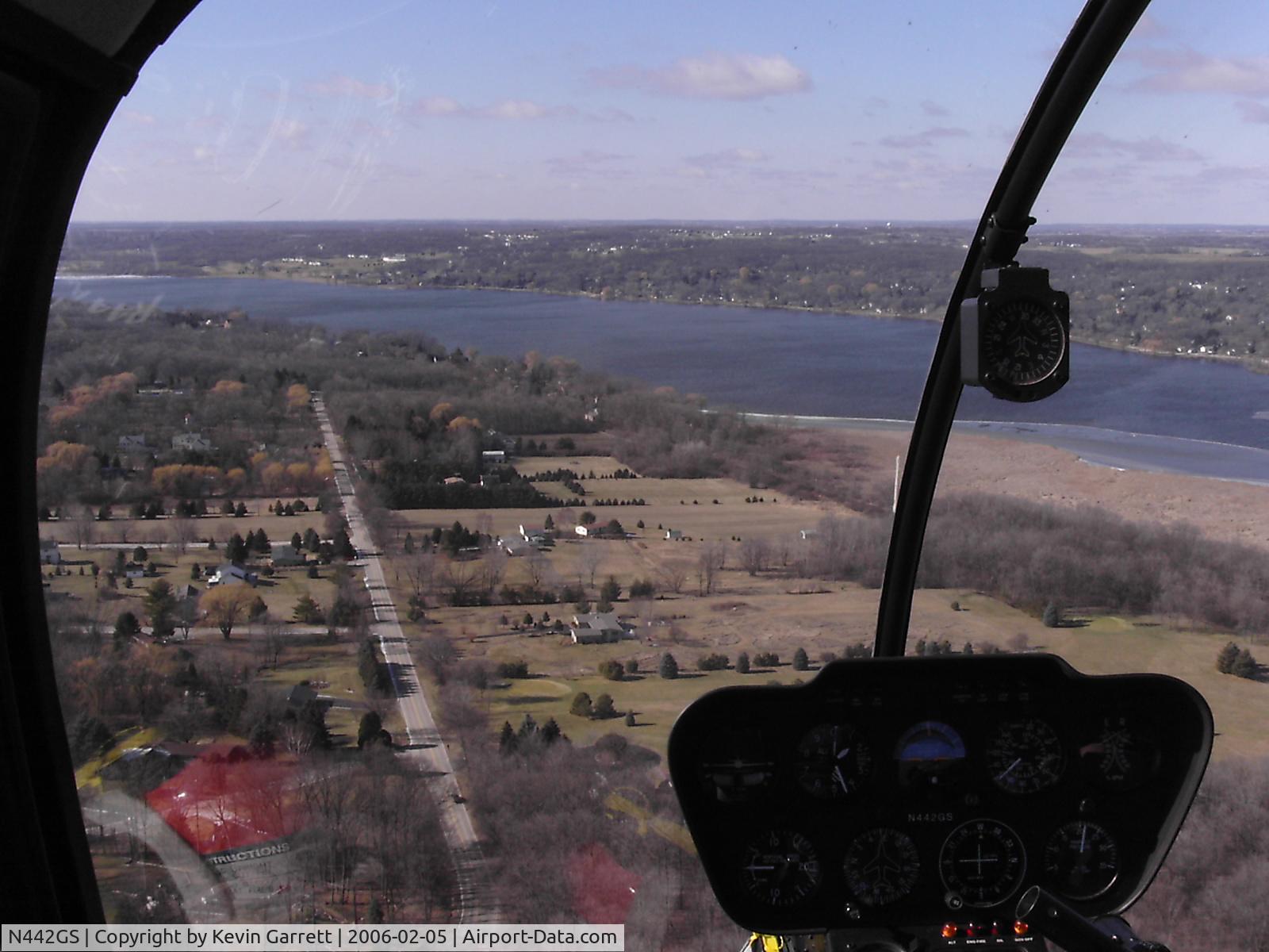 N442GS, 2008 Robinson R44 II C/N 12522, Above Lake Geneva and Fontana Wisconsin