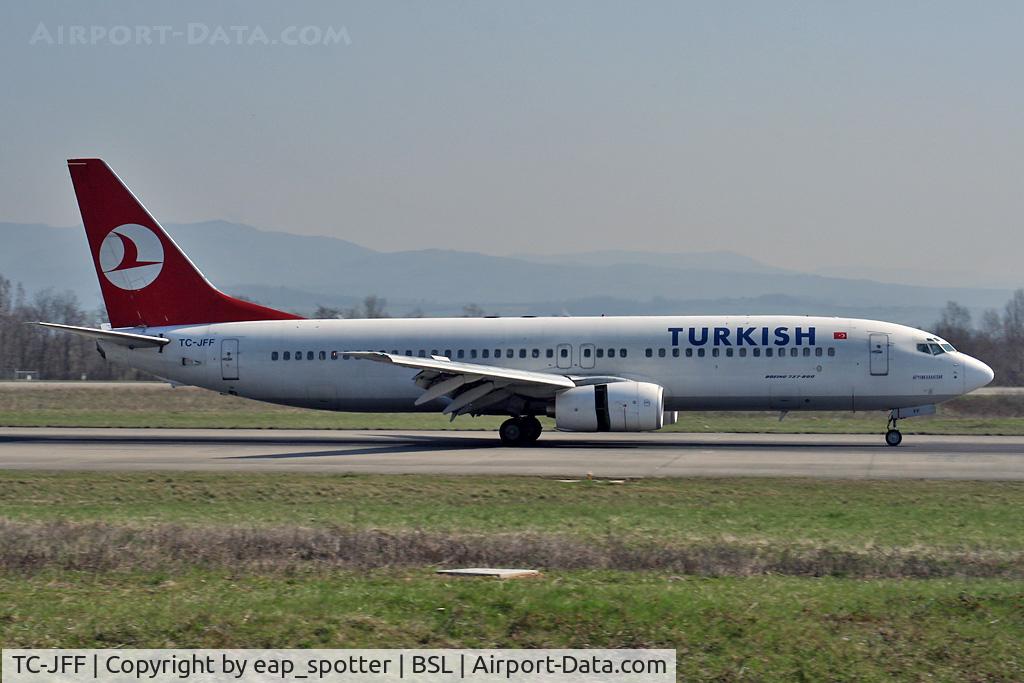 TC-JFF, 1998 Boeing 737-8F2 C/N 29768, landing on runway 16 from IST