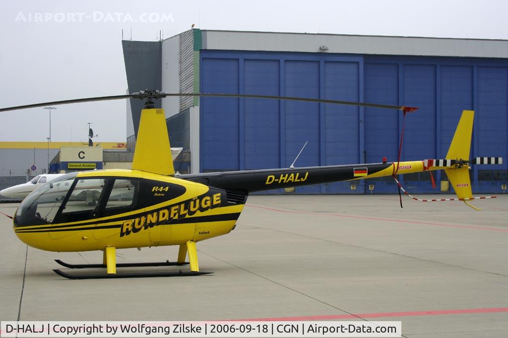 D-HALJ, 1998 Robinson R44 Astro C/N 0544, visitor