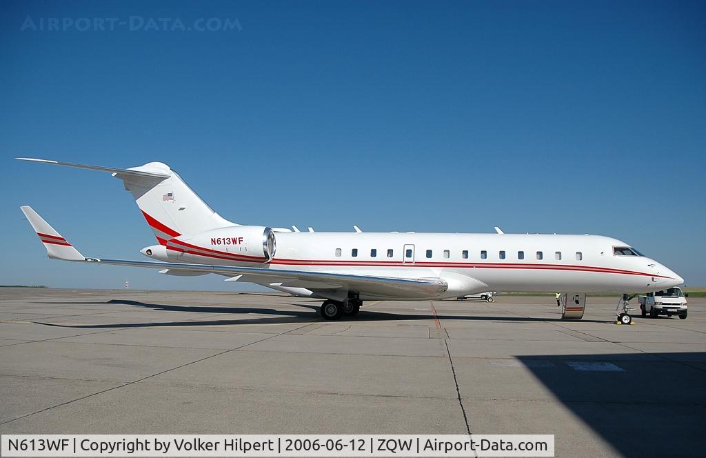 N613WF, 2006 Bombardier BD-700-1A10 Global Express XRS C/N 9215, Bombardier BD-700 Global Express