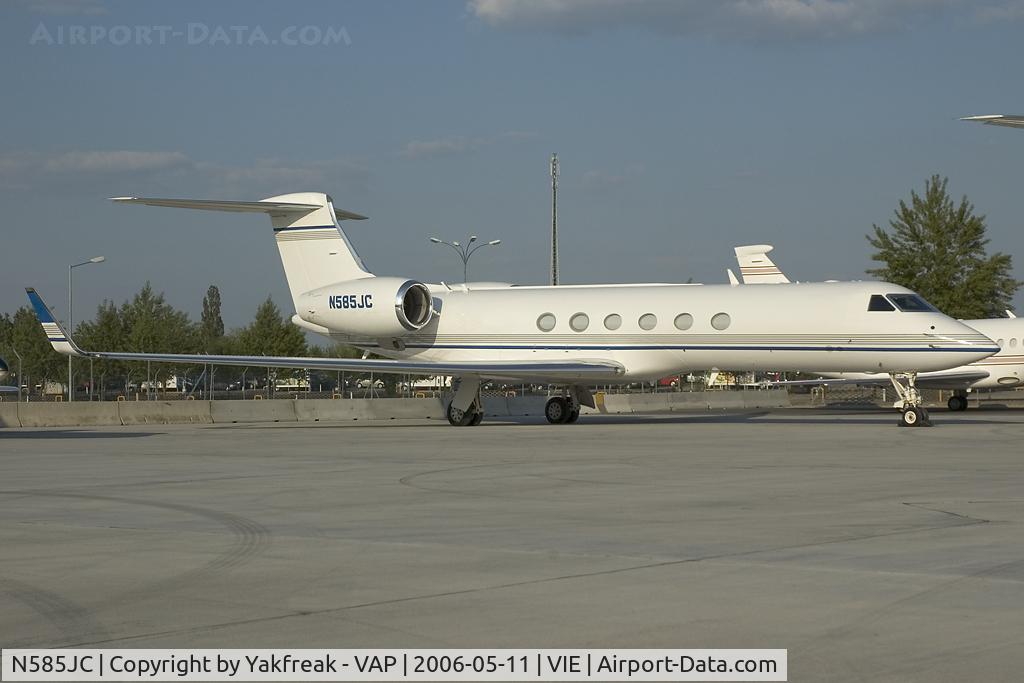 N585JC, 2000 Gulfstream Aerospace G-V C/N 618, Gulfstream 5
