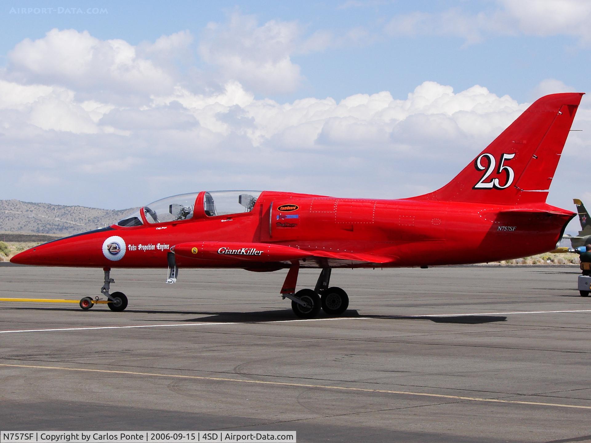 N757SF, Aero L-39 Albatros C/N 530438, Sleek racer