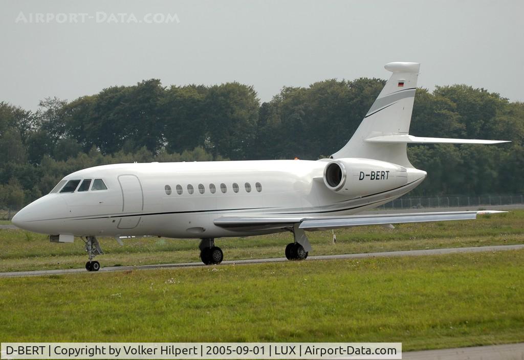 D-BERT, 2004 Dassault Falcon 2000EX C/N 30, Dassault-Breguet Falcon 2000