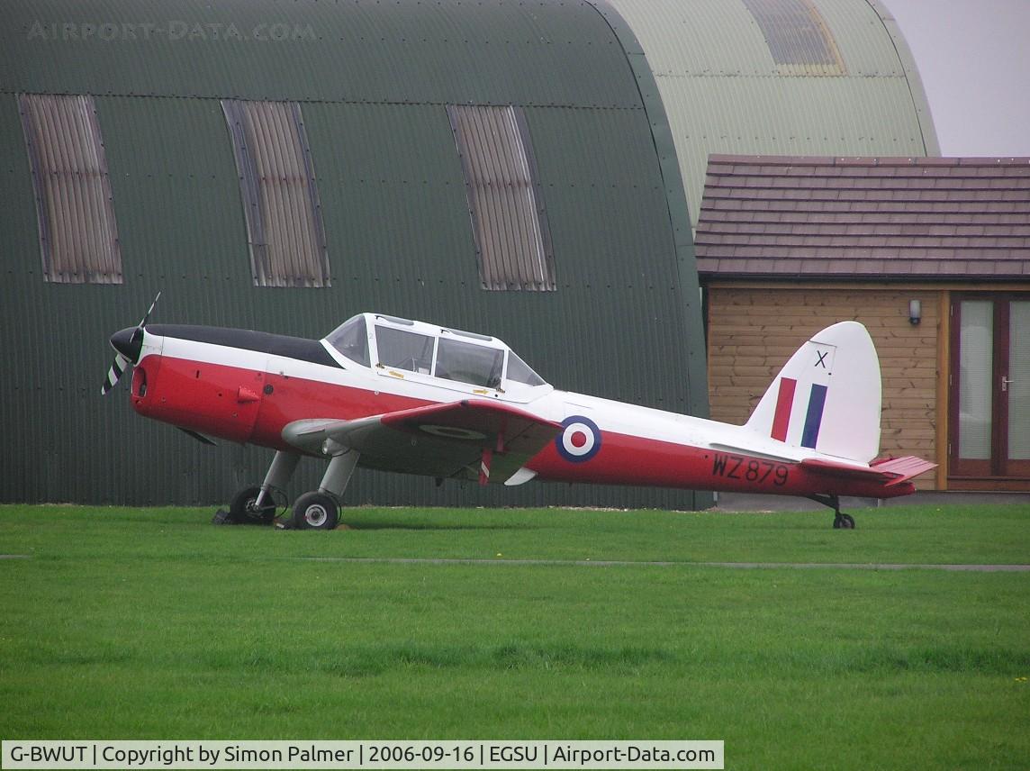 G-BWUT, 1953 De Havilland DHC-1 Chipmunk T.10 C/N C1/0918, Chipmunk marked as WZ879 at Duxford