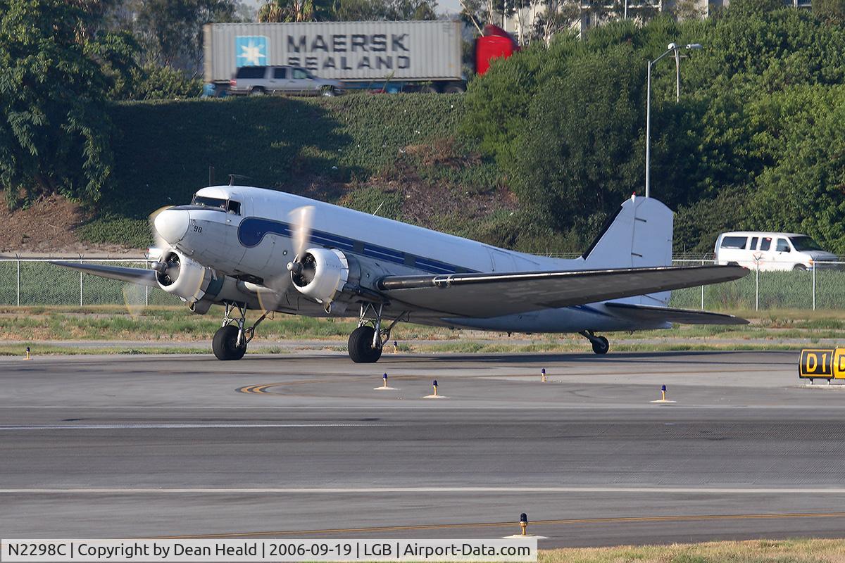 N2298C, Douglas DC3C 1830-94 C/N 33201, Catalina Flying Boats DC-3 holding short of RWY 30 prior to departure to Catalina Island (KAVX) for cargo delivery.