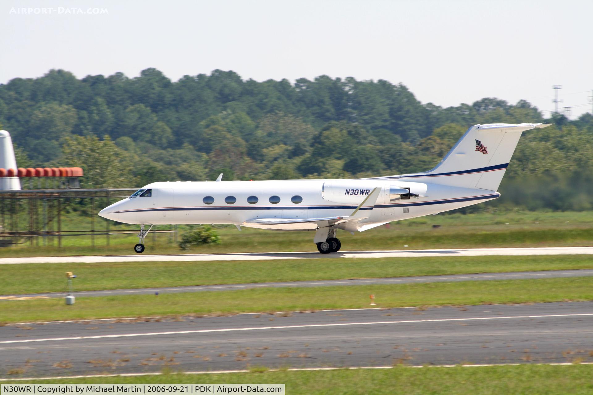 N30WR, 1983 Gulfstream Aerospace G-1159A Gulfstream III C/N 380, Departing Runway 2R