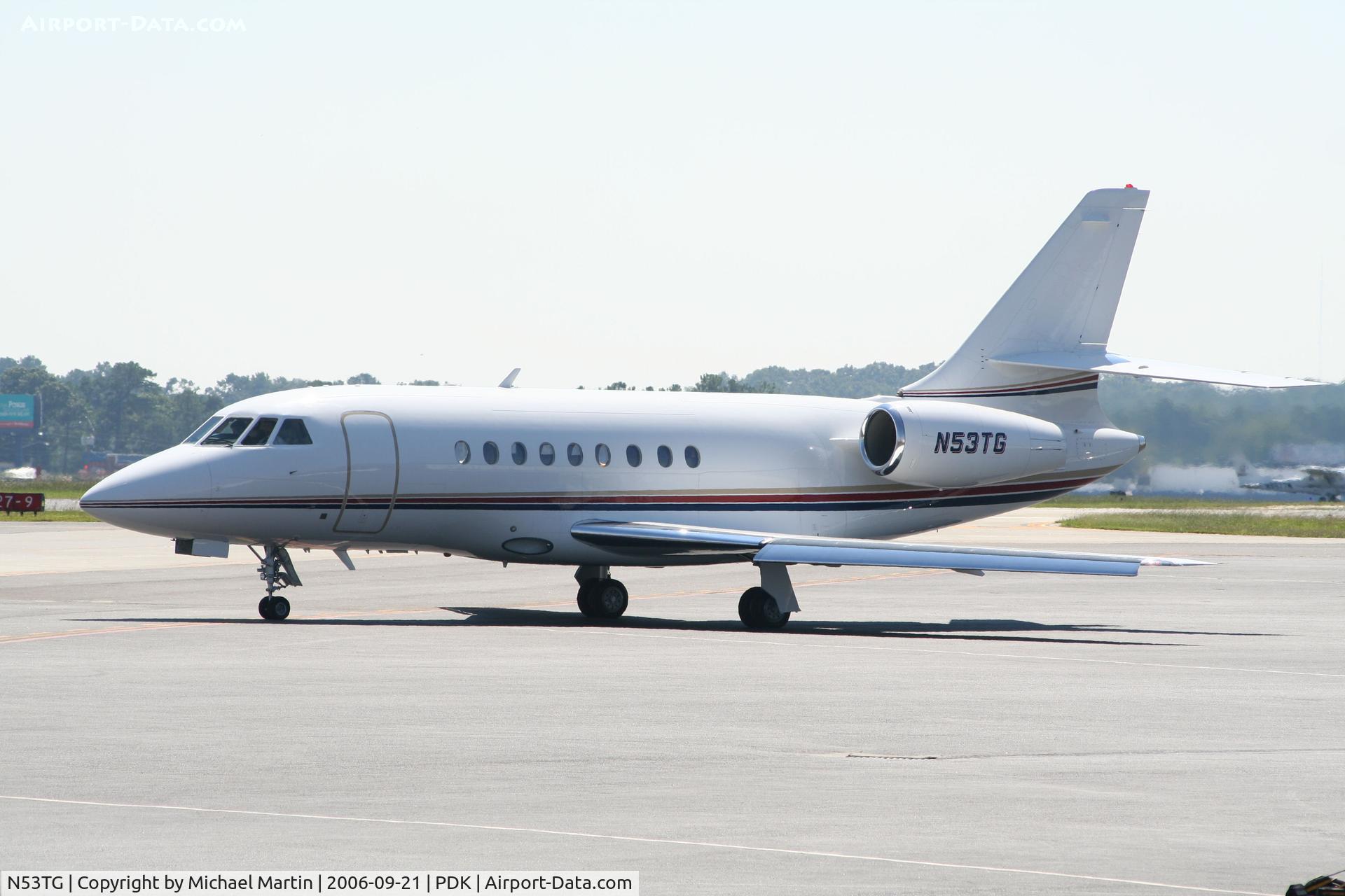 N53TG, 1999 Dassault Falcon 2000 C/N 96, Taxing from Mercury Air Service