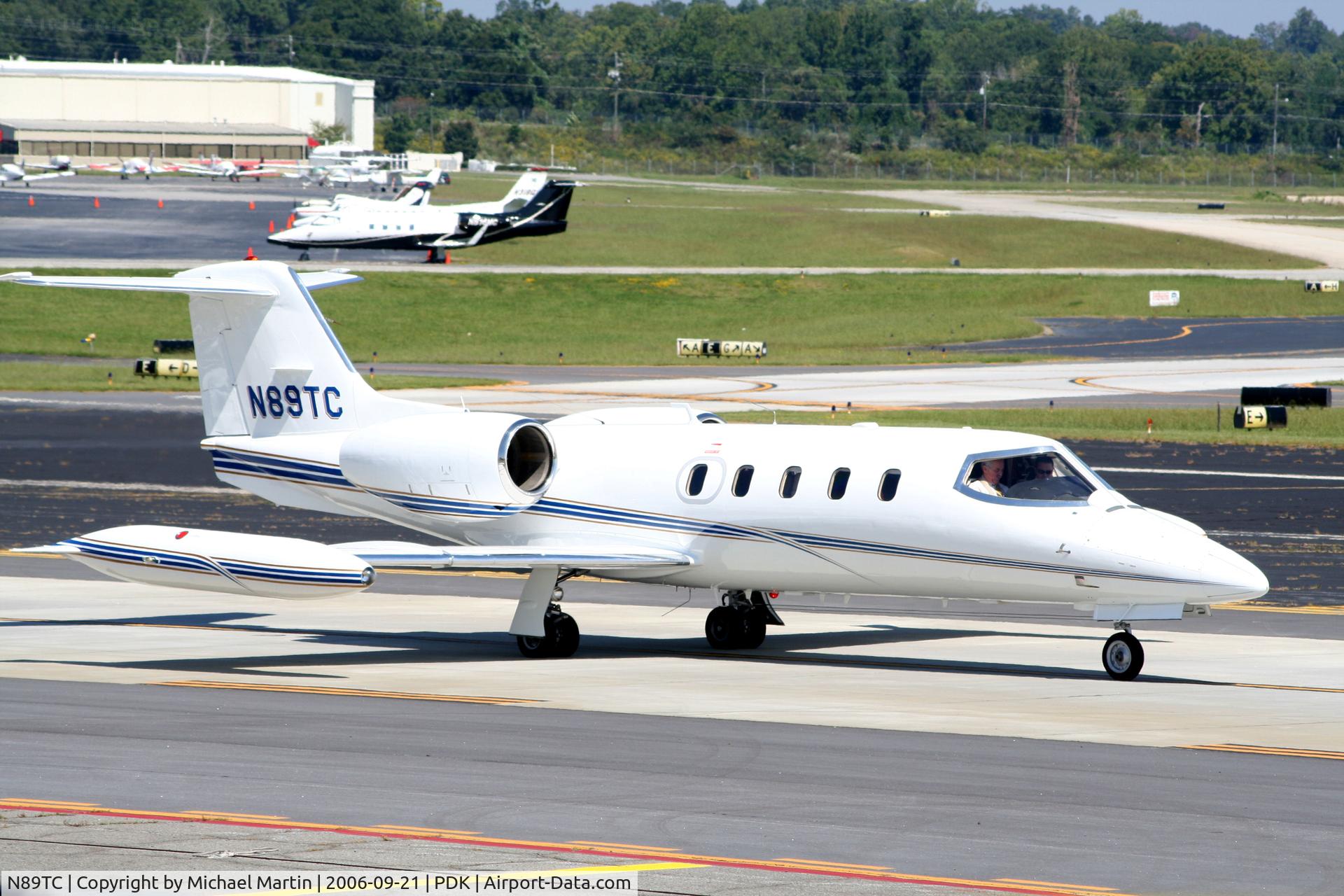 N89TC, 1975 Gates Learjet 35 C/N 35-026, Taxing from Epps Air Service