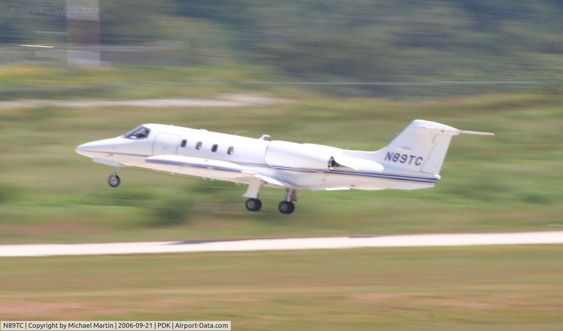 N89TC, 1975 Gates Learjet 35 C/N 35-026, Departing Runway 2R