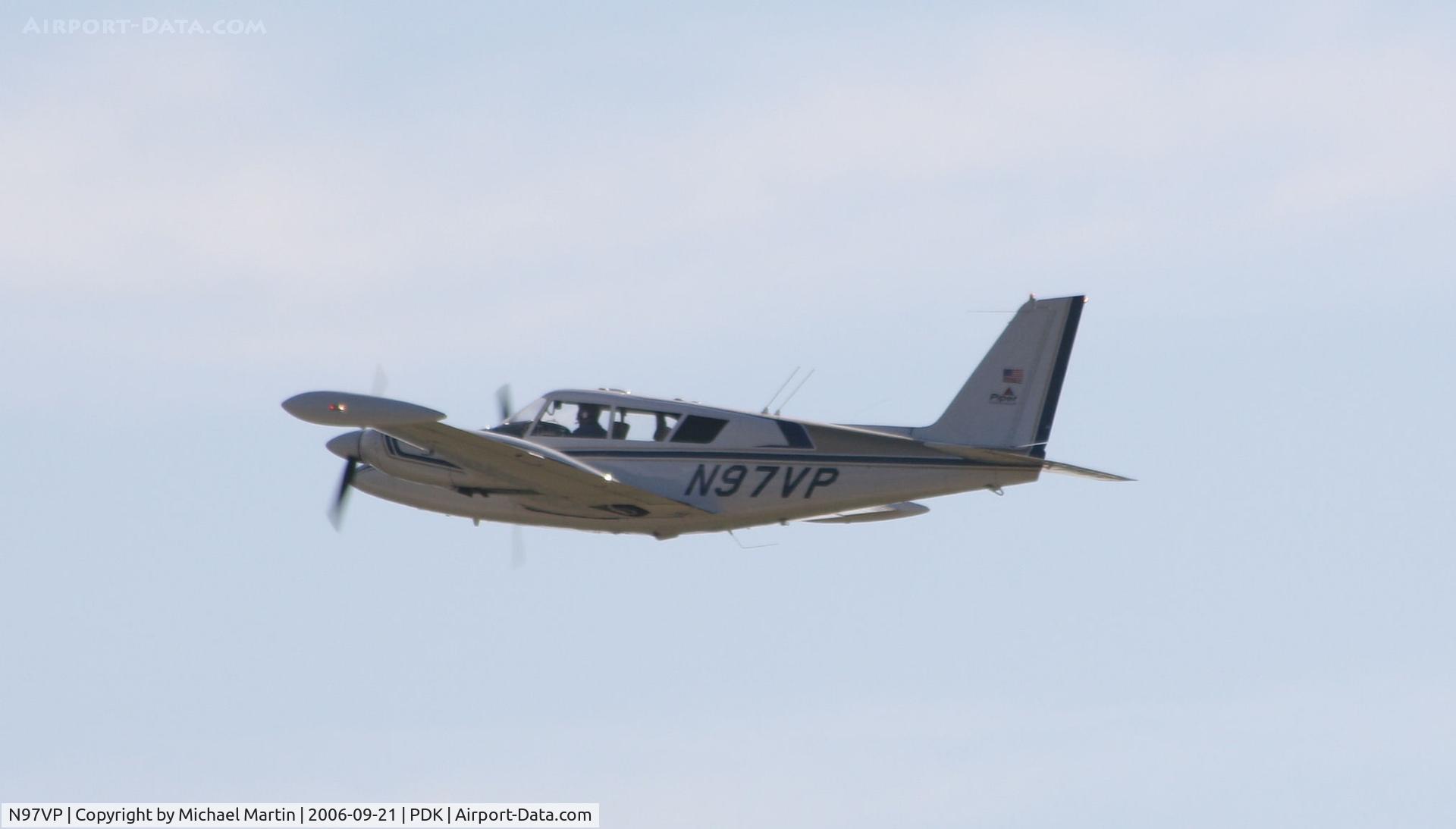 N97VP, 1964 Piper PA-30 Twin Comanche C/N 30-480, Gear up after take off from 2R