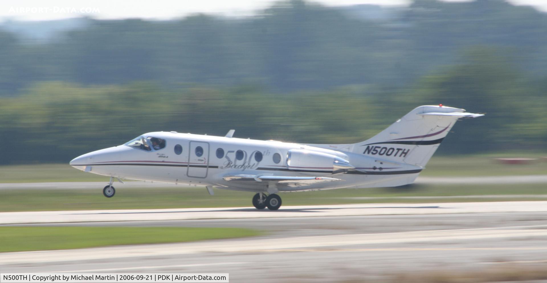 N500TH, 1999 Raytheon Aircraft Company 400A C/N RK-246, Departing Runway 2R