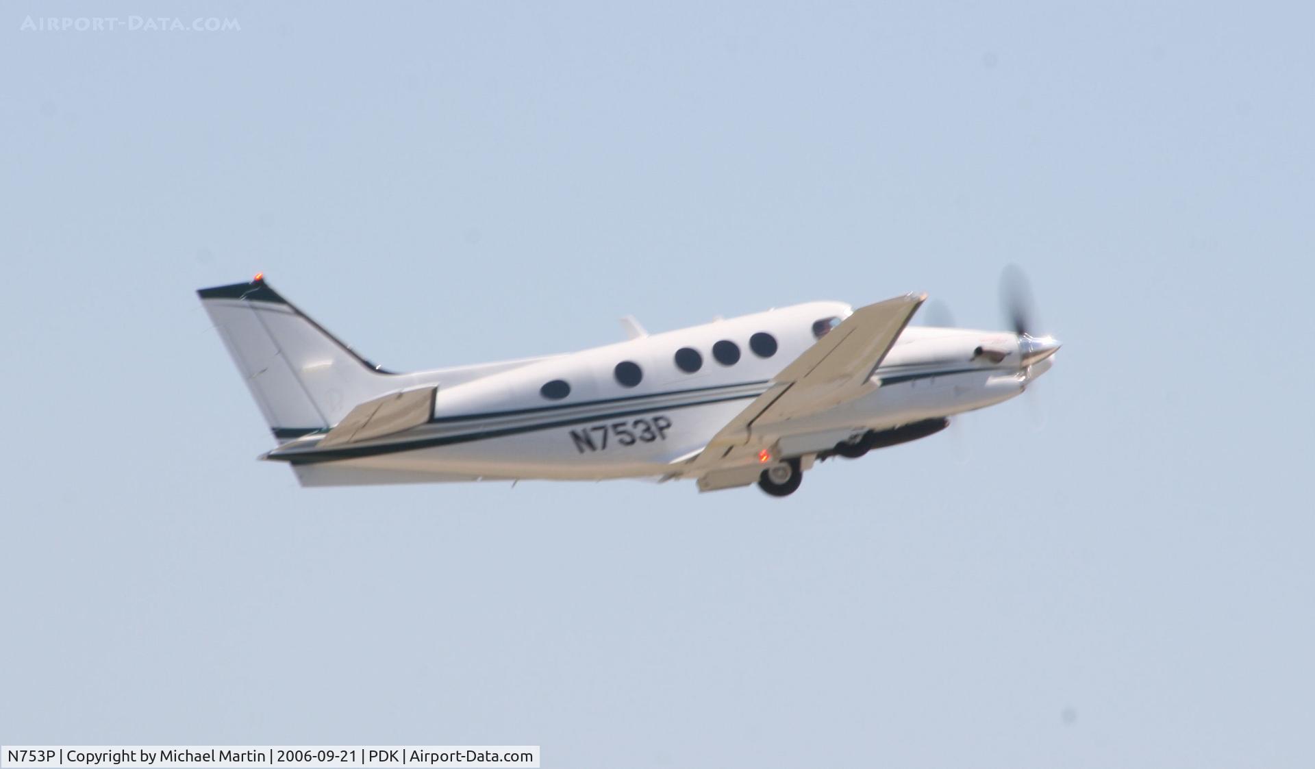N753P, Raytheon C90GT King Air C/N LJ-1766, Departing PDK enroute to EMV