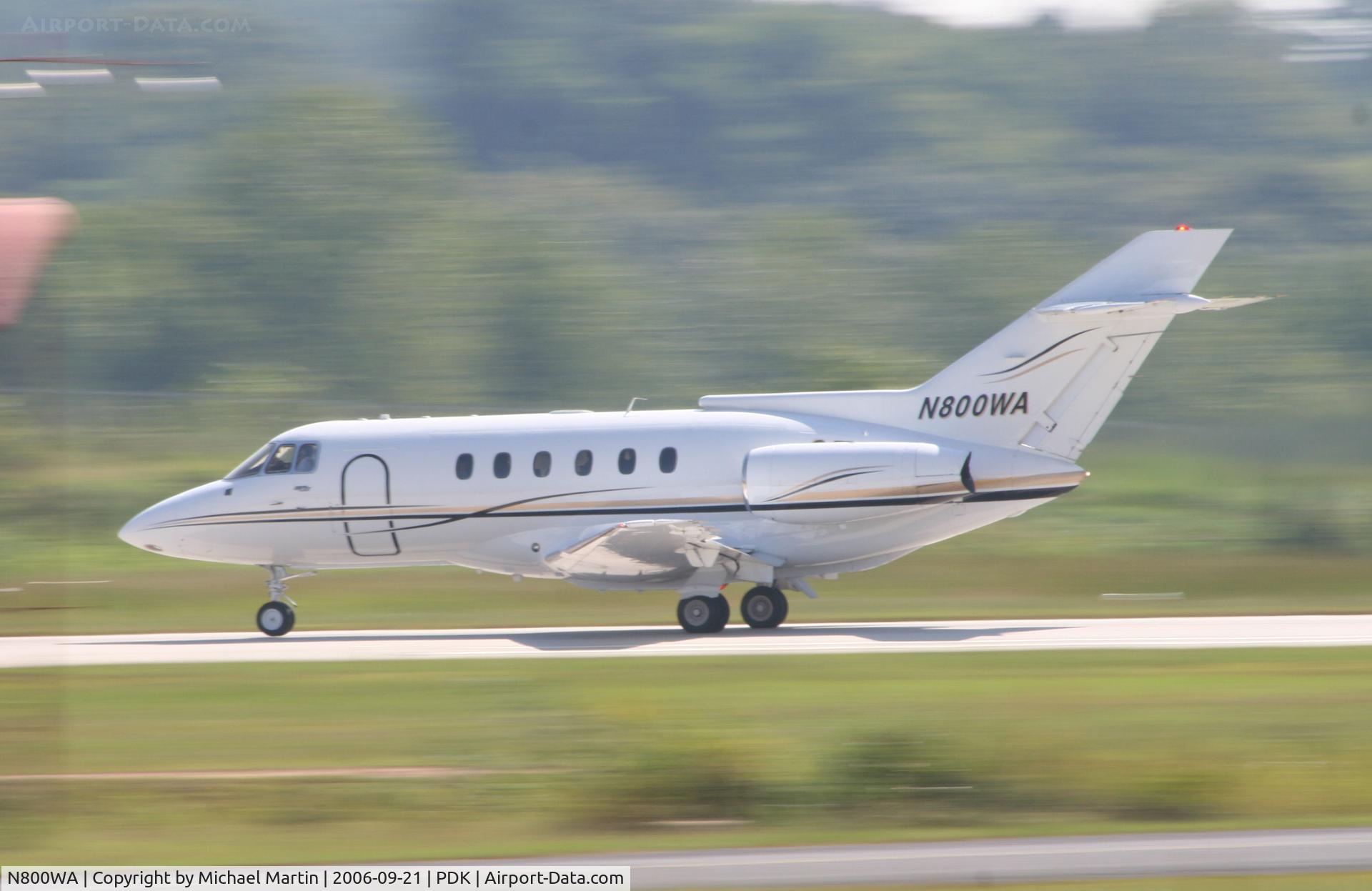 N800WA, 1988 British Aerospace BAe.125 Series 800A C/N 258121, Departing PDK enroute to BED