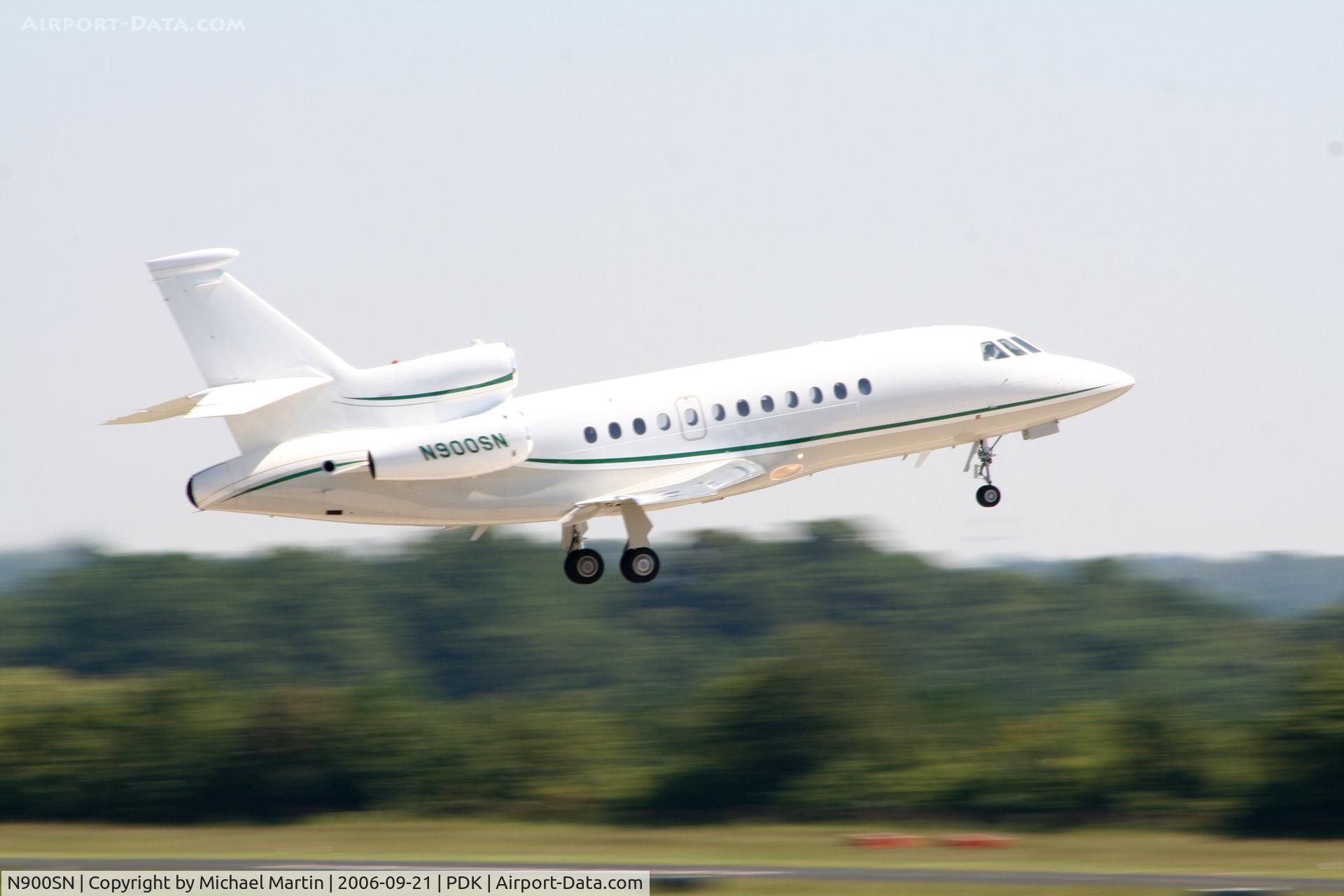 N900SN, 2002 Dassault Falcon 900EX C/N 117, Departing PDK enroute to parts unknown!