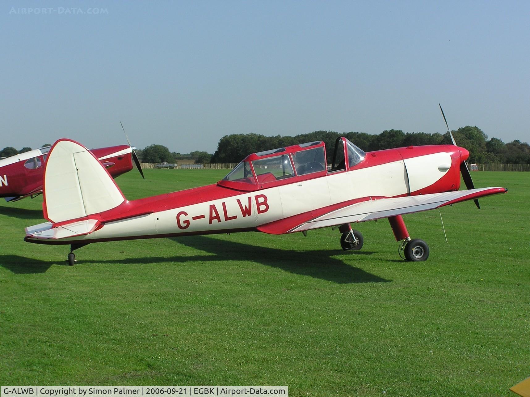 G-ALWB, 1950 De Havilland DHC-1 Chipmunk 22A C/N C1/0100, DHC-1 Chipmunk 22, c/n C1/0100, at Sywell