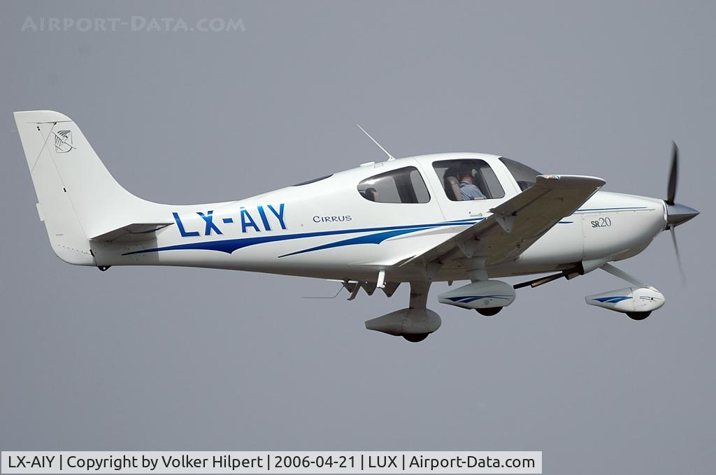 LX-AIY, 2003 Cirrus SR20 C/N 1359, Cirrus SR20