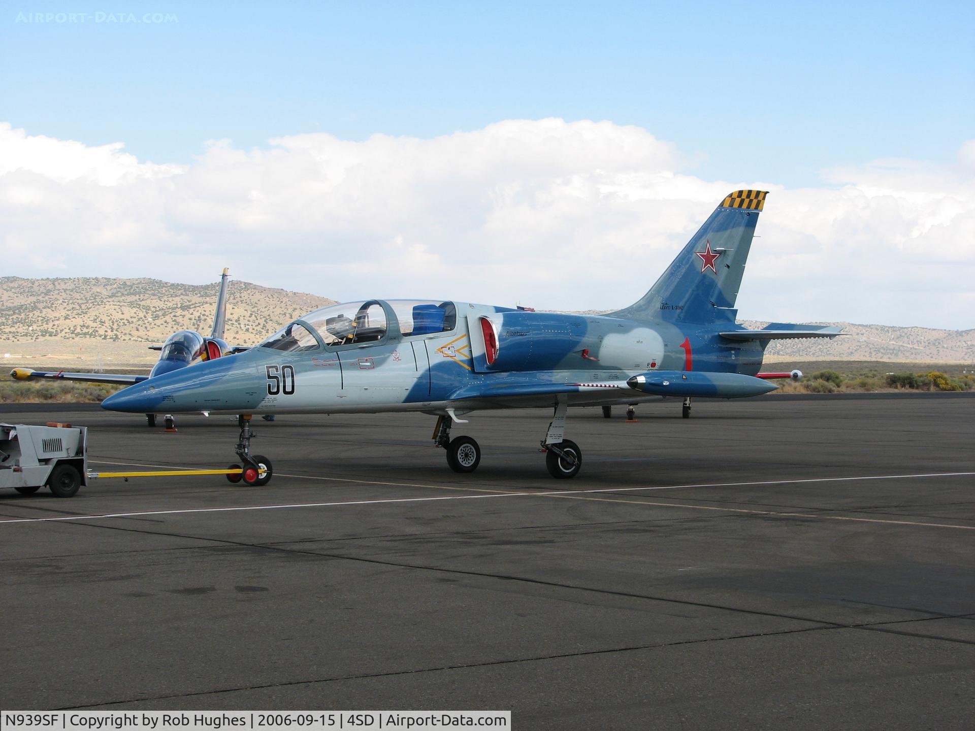 N939SF, 1985 Aero L-39C Albatros C/N 533626, L39