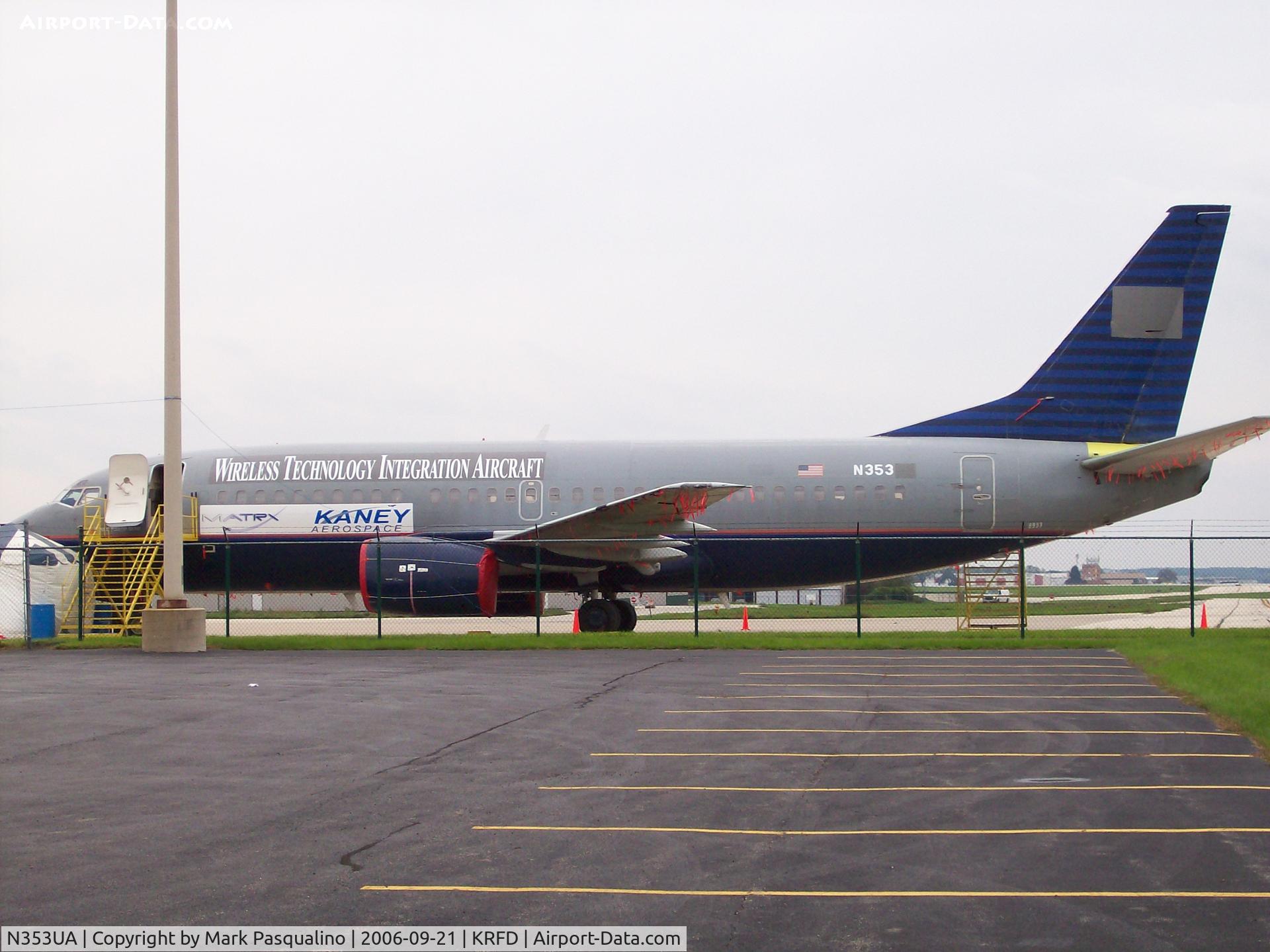 N353UA, 1988 Boeing 737-322 C/N 24321, Boeing 737-300