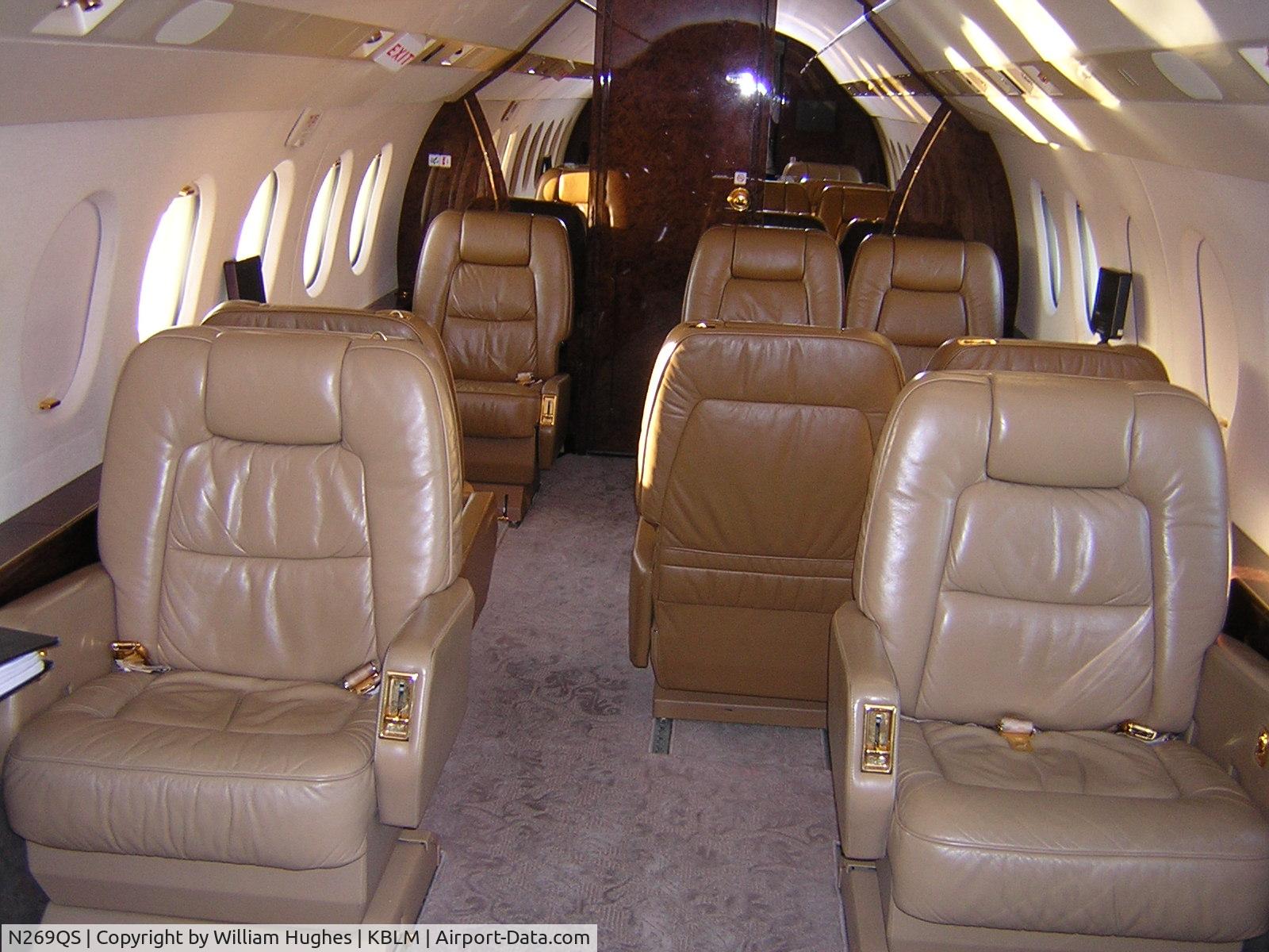 N269QS, 2002 Dassault Falcon 2000 C/N 169, flying living room