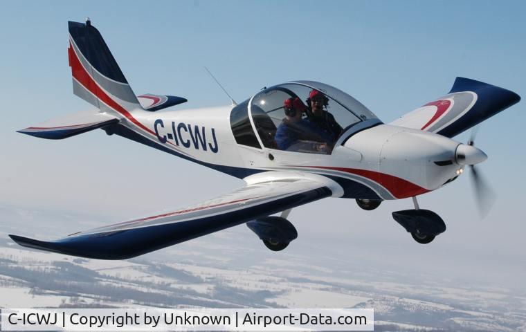 C-ICWJ, 2004 Aerotechnik SPORTSTAR C/N 2004 0301, All metal aircraft. Cruise: 110 knots(!).