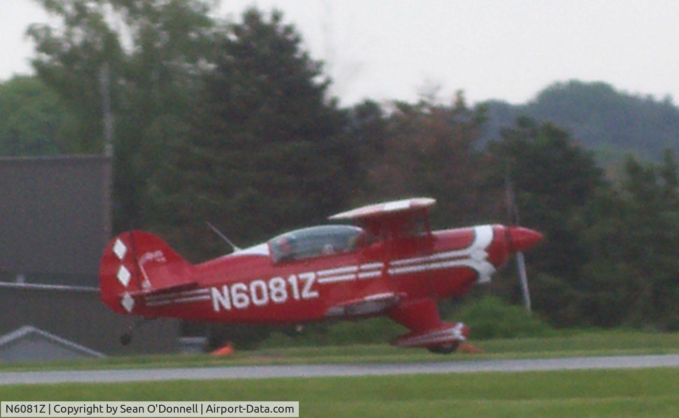 N6081Z, 1993 Aviat Pitts S-2B Special C/N 5279, Pitts at takeoff