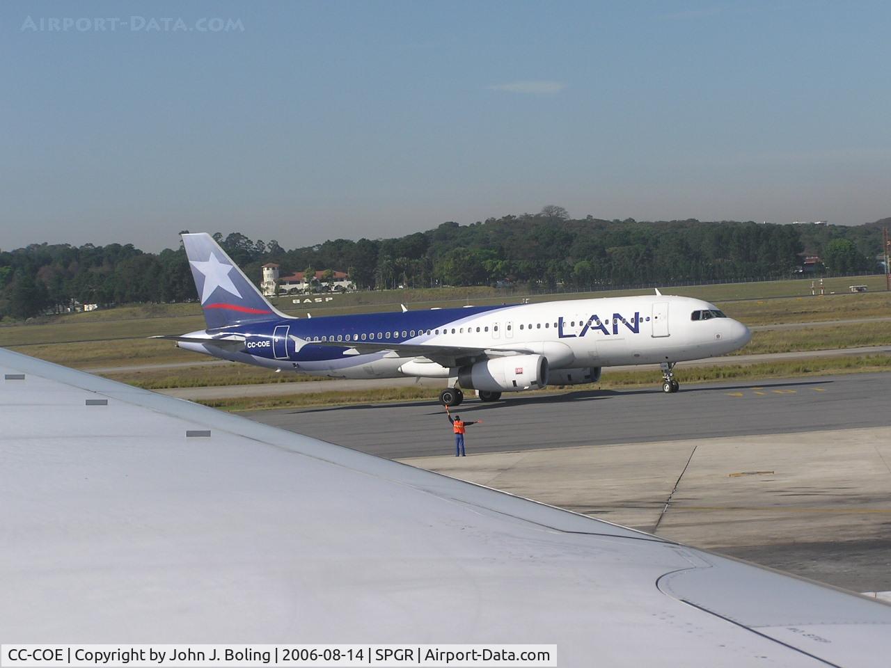 CC-COE, 2000 Airbus A320-233 C/N 1351, LAN Airbus at Sao Paulo, Brazil