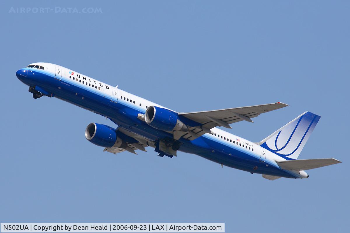 N502UA, 1989 Boeing 757-222 C/N 24623, United Airlines N502UA (FLT UAL840) climbing out from RWY 25R enroute to John F Kennedy Int'l (KJFK).