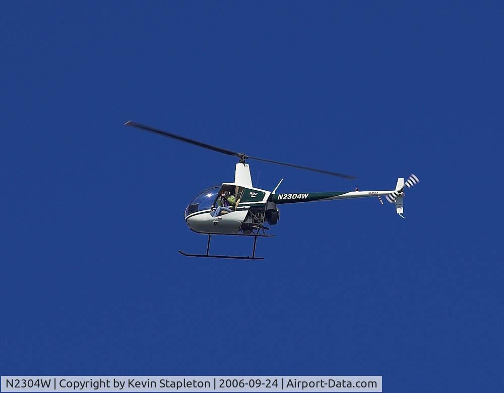 N2304W, 1991 Robinson R22 Beta C/N 1961, Flying over MV Mercury when moored Nanaimo BC
