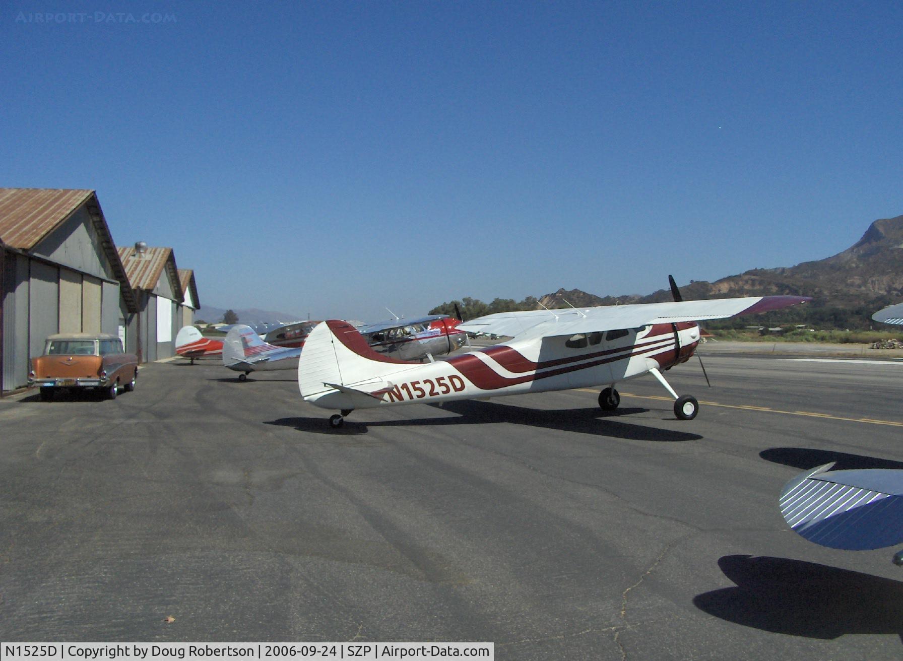 N1525D, 1952 Cessna 190 C/N 7747, 1952 Cessna 190 BUSINESSLINER, Jacobs L6 240 Hp, note cowl flaps mod