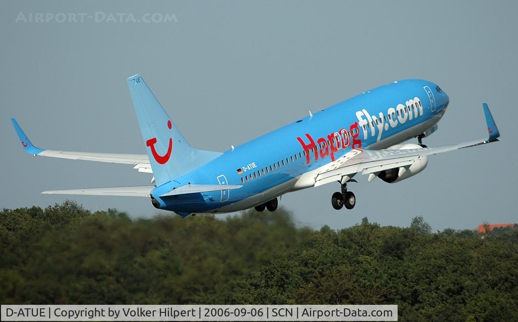 D-ATUE, 2006 Boeing 737-8K5 C/N 34686, Boeing 737-8K5w departing from scn
