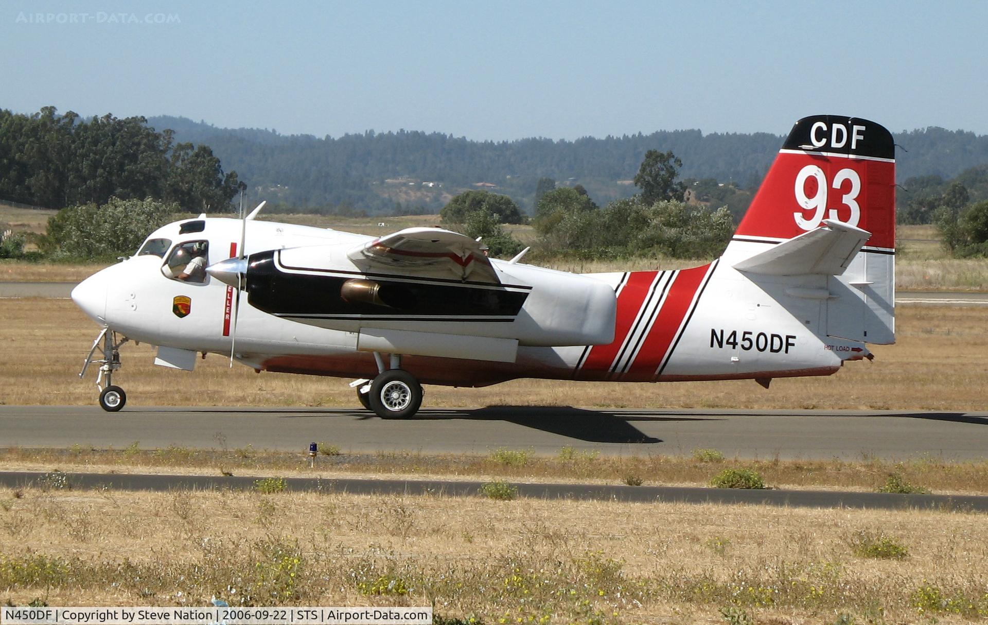 N450DF, 2005 Marsh Aviation S-2F3AT C/N 152341, Pilot Walt Darren taxis CDF S-2T Tanker #93 (Chico, CA-based) for take-off at Charles M. Shulz Airport, Santa Rosa, CA and retardent drop on Yountville Fire