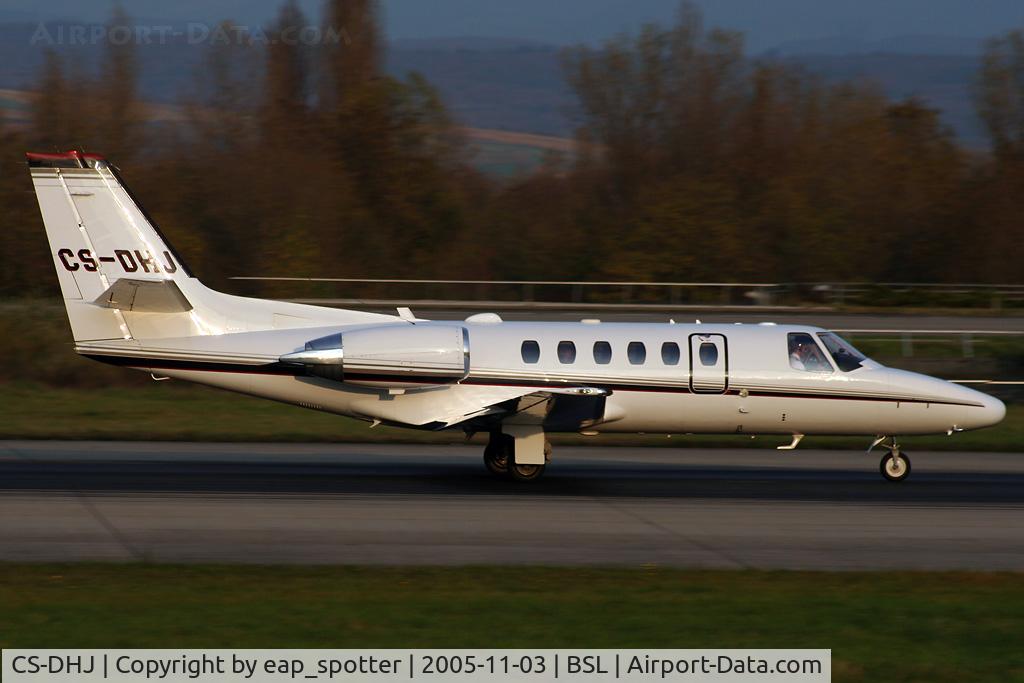 CS-DHJ, 2004 Cessna 550B Citation Bravo C/N 550-1082, Departing on runway 16