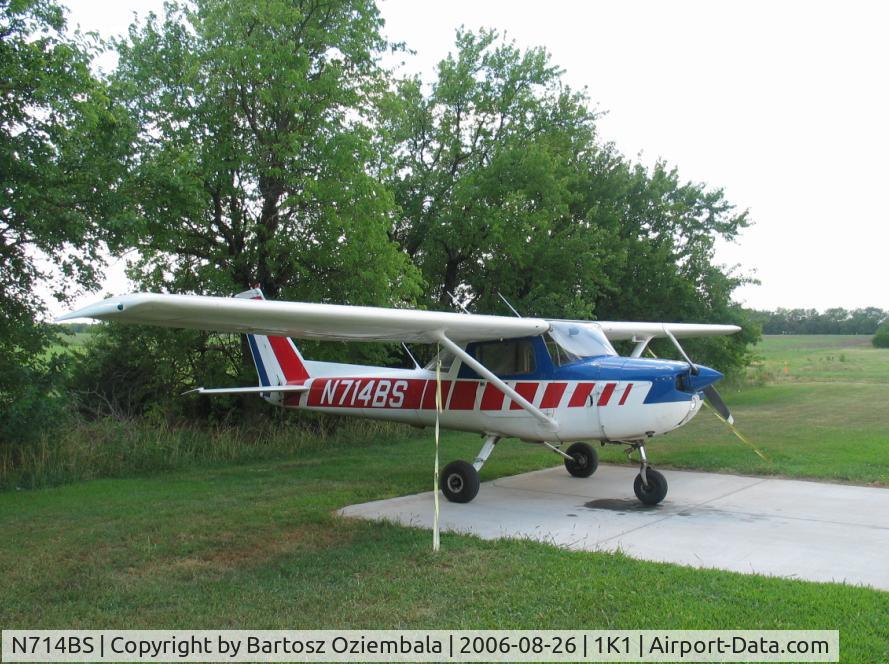 N714BS, 1976 Cessna 150M C/N 15079055, This little bird has been bought in 2006 by Herbert Pello, the owner of Prairie Air Service Inc. It has a brand new engine and a beautiful IFR equipped cockpit.